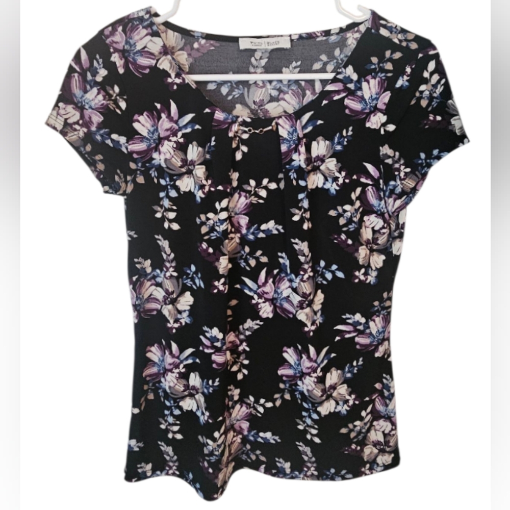 White House Black Market Floral Blouse